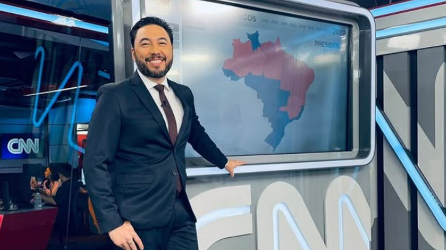 Iuri Pitta é âncora da CNN Iuri Pitta é âncora da CNN