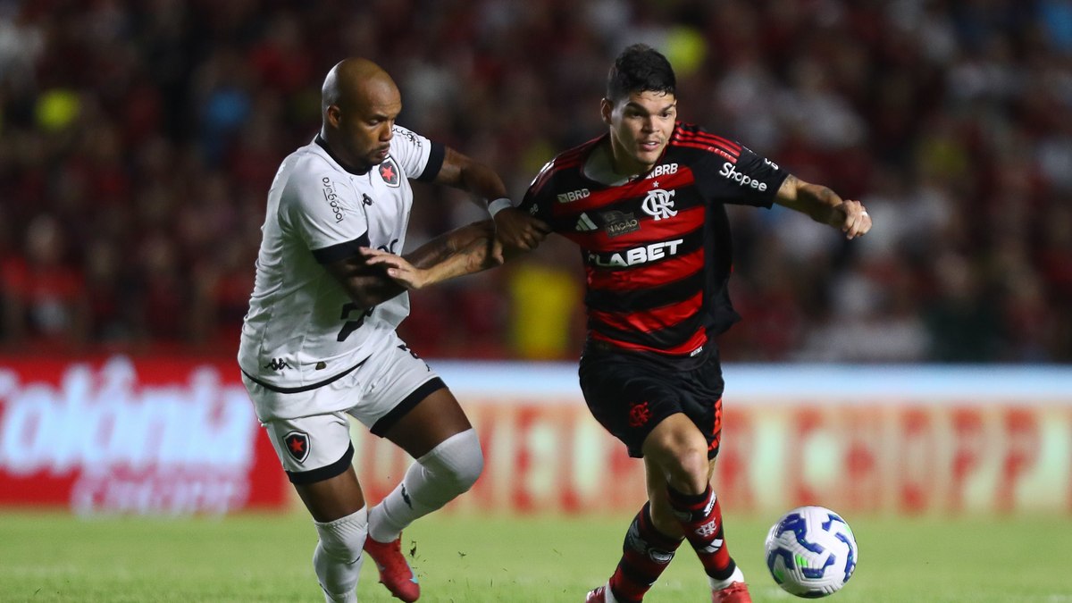 Com gol no fim, Flamengo bate Botafogo-PB na Copa do Brasil Com gol no fim, Flamengo bate Botafogo-PB na Copa do Brasil