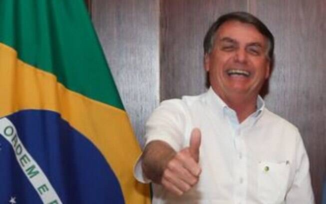 Presidente Jair Bolsonaro conta com alta em popularidade