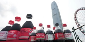 Refrigerantes com urina humana são retirados de supermercados