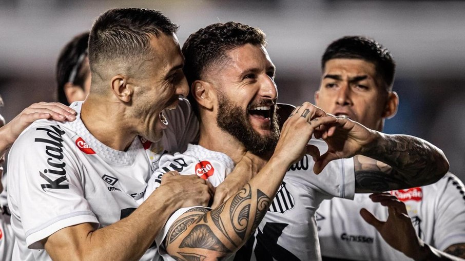 Santos joga bem e vence o Corinthians com tranquilidade Santos joga bem e vence o Corinthians com tranquilidade