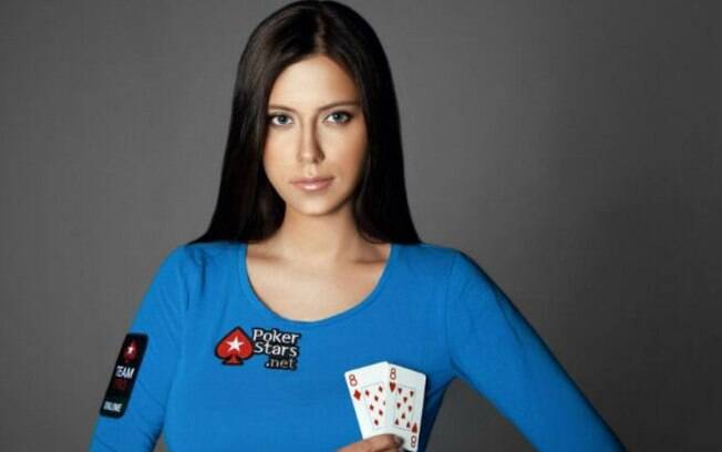 Liliya Novikova era uma das jogadoras de poker mais famosas do mundo