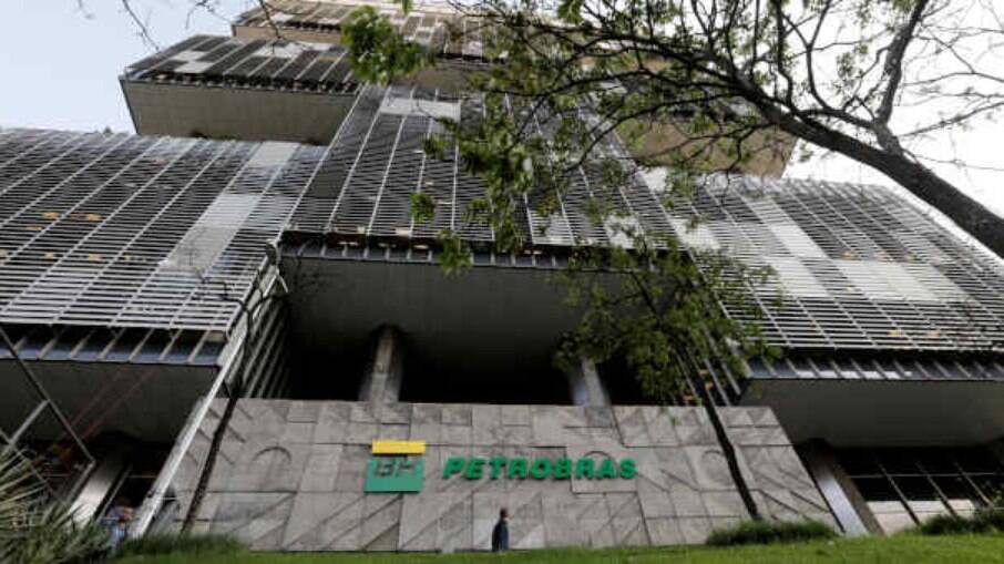Acionistas da Petrobras vão receber quase R$ 50 bi em dividendos