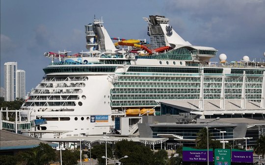Família de passageiro que morreu em cruzeiro processa empresa