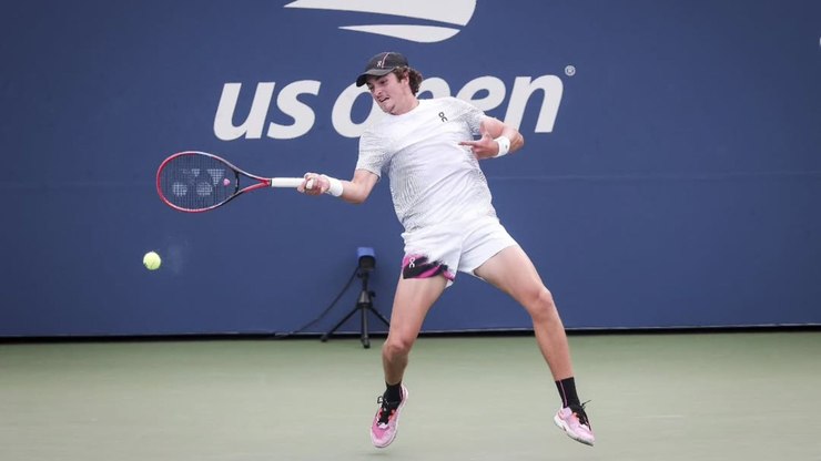 João Fonseca perde posições no ranking antes do ATP de Bruxelas