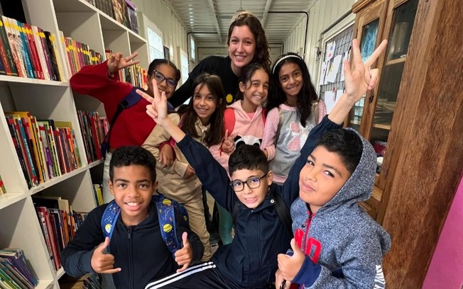 Kings Sneakers doa camisetas a 150 alunos do Instituto de Música de Paraisópolis