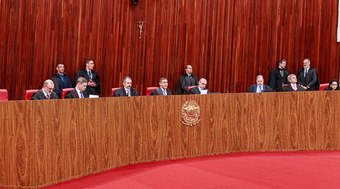 TSE forma maioria para manter retirada de posts sobre Nossa Senhora