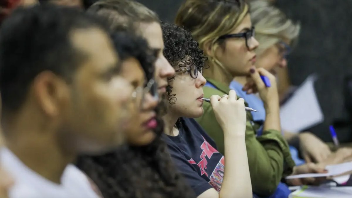 Segundo o ministério, os candidatos que não devolveram o caderno de provas serão eliminados do concurso