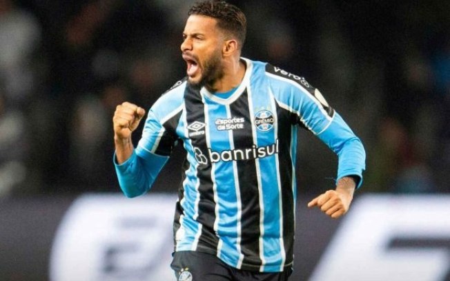 Reinaldo deixa o Grêmio após duas temporadas