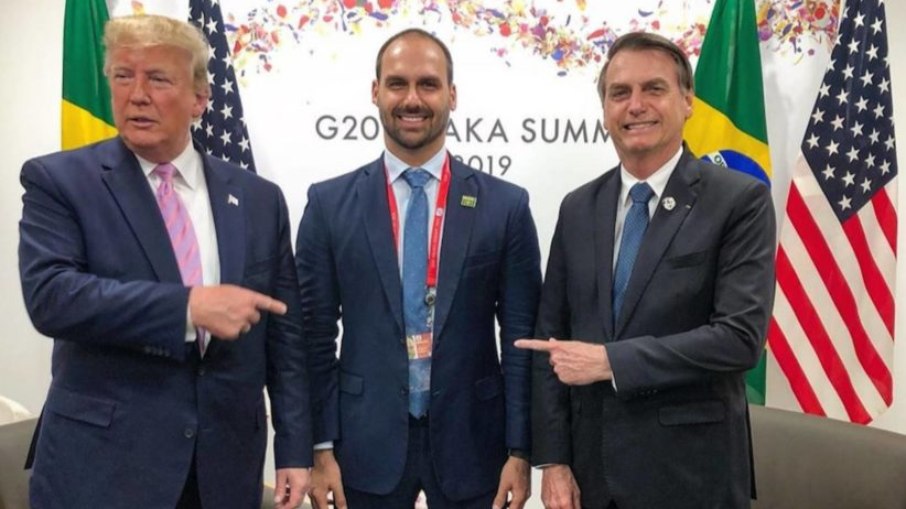 Donald Trump, Eduardo Bolsonaro e Jair Bolsonaro