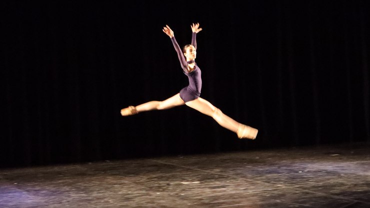 Vinhedo Dance Festival reúne 40 escolas e 180 coreografias