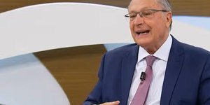 Brasil pode reagir até terça a tarifa dos EUA