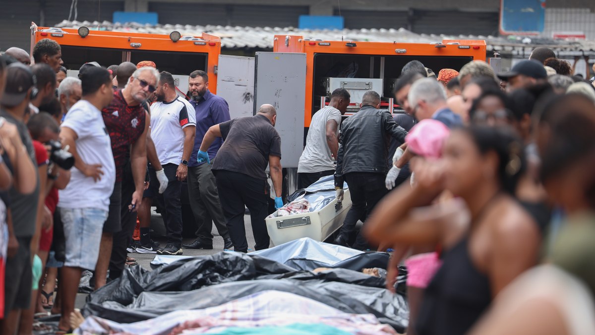 Corpos recolhidos no Rio após chacina de Claudio Castro