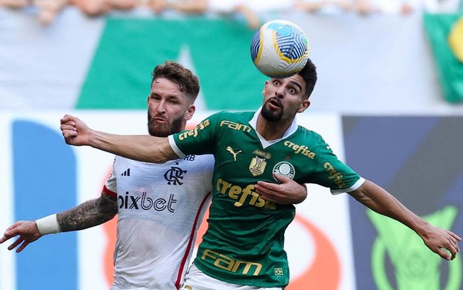 Flaco López em ação pelo Palmeiras no Allianz Parque, pelo Brasileirão-2024