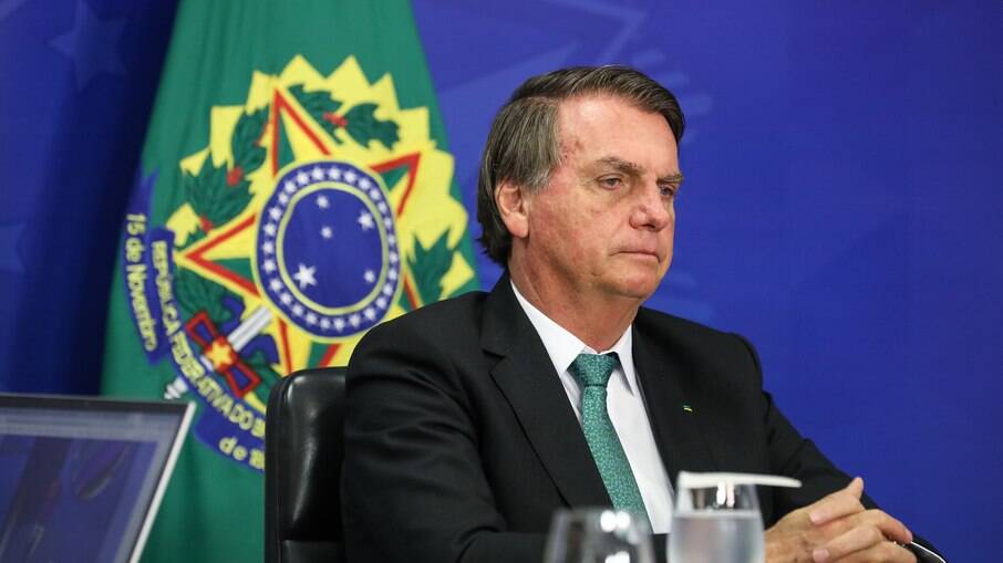 Bolsonaro é o 1º presidente a não liderar pesquisa em ano de reeleição