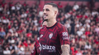 Time japonês fecha com quarteto brasileiro e paga R$ 5 milhões