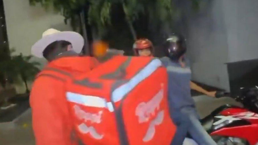 Influenciador mexicano é morto durante transmissão ao vivo