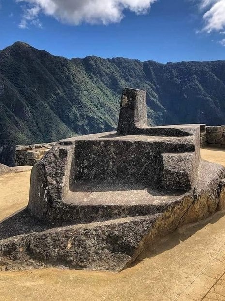 Intihuatana, o relógio de Sol utilizado pela antiga civilização inca em Machu Picchu, no Peru