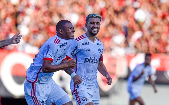 Flamengo vence Atlético-GO e estreia com vitória no Brasileiro