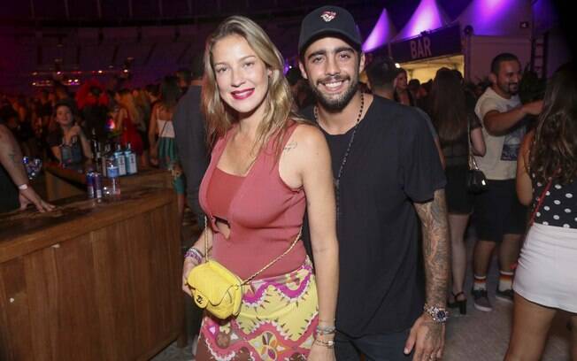 Luana Piovani e o ex-marido Pedro Scooby