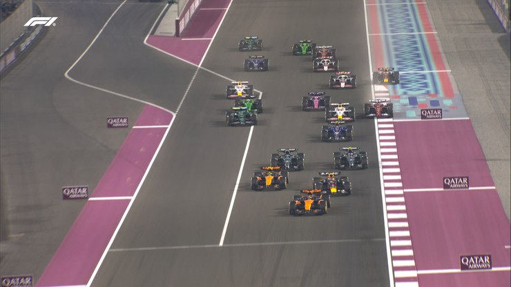 Verstappen aproveita vacilo da McLaren e vence GP do Catar