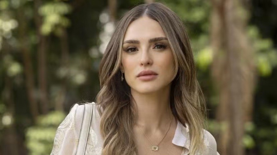 Isabelle Drummond se despede de Isabelle Drummond se despede de