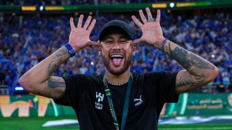 Atualmente no Al-Hilal, Neymar se recupera de lesão