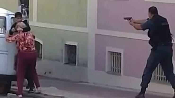 Resultado de imagem para assaltante idosa