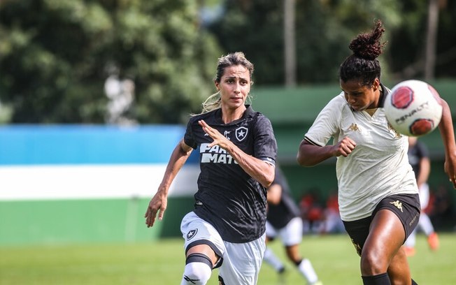 Botafogo bate Vasco no Carioca feminino, com ambas as equipes classificadas às semifinais