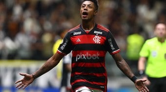 Flamengo dá show e goleia o Atlético em plena Arena MRV
