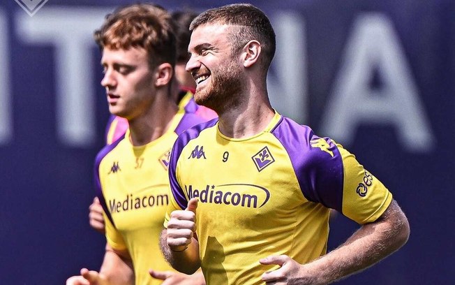 Jogadores da Fiorentina durante treinamento da equipe - Foto: Divulgação / Fiorentina