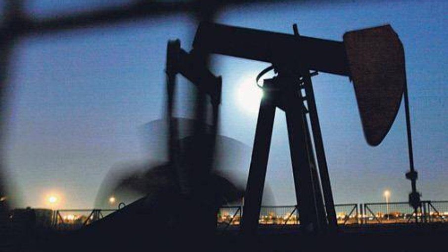 Demanda chinesa faz preço do barril de petróleo superar US$ 120