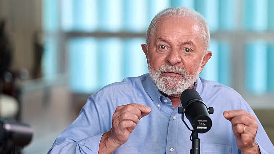 Presidente Lula durante o programa Conversa com o Presidente, no Palácio do Alvorada