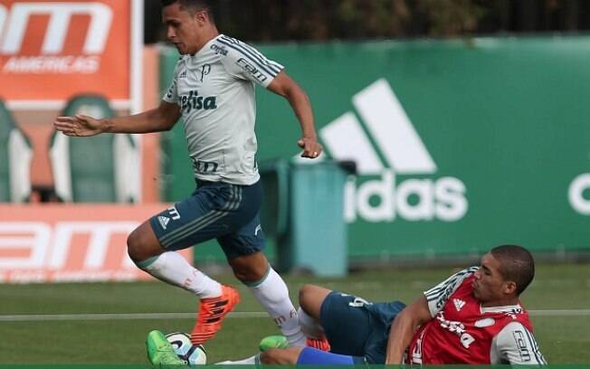 Palmeiras treina sob o comando de Alberto Valentim após demissão de Cuca