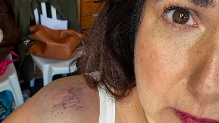 Mariana Xavier dá vida a mulher marcada pelo abuso psicológico