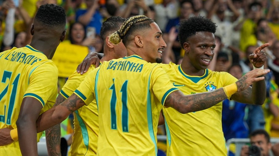 A seleção brasileira estreia na Copa do Mundo neste sábado (13), contra Marrocos