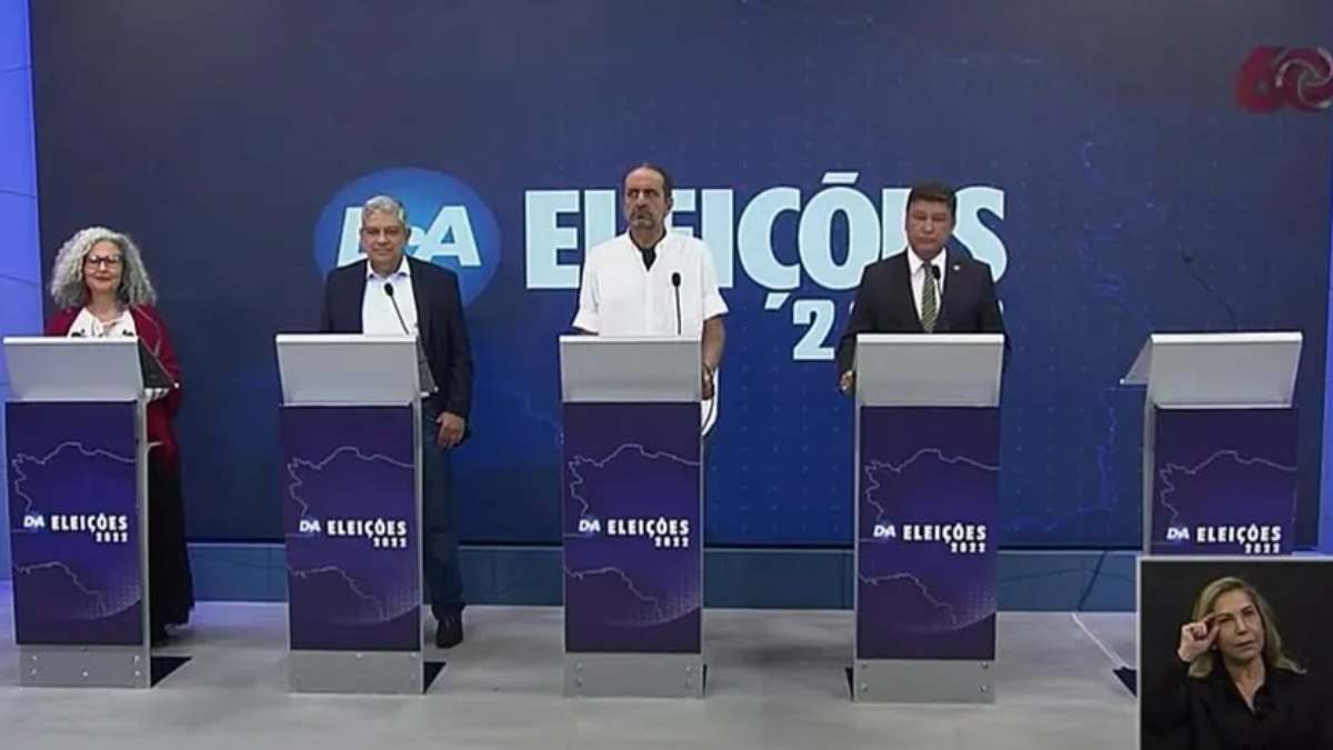 O candidato à reeleição de Minas Gerais faltou ao debate pela segunda vez seguida.