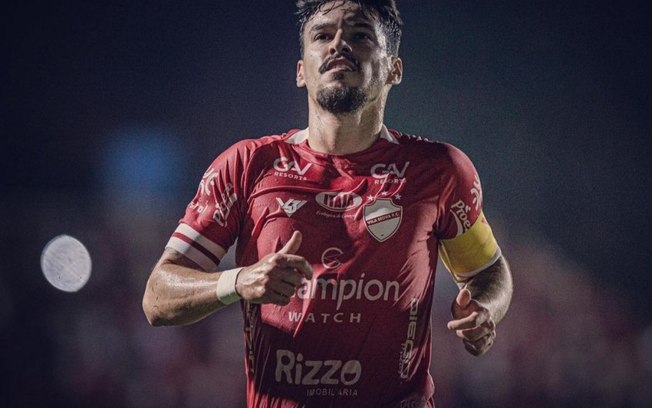Arthur Rezende destaca importância de vitória do Vila Nova na Série B