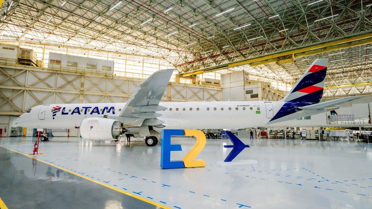 LATAM%20recebe%20a%20primeira%20aeronave%20do%20modelo%20E195-E2%20da%20Embraer