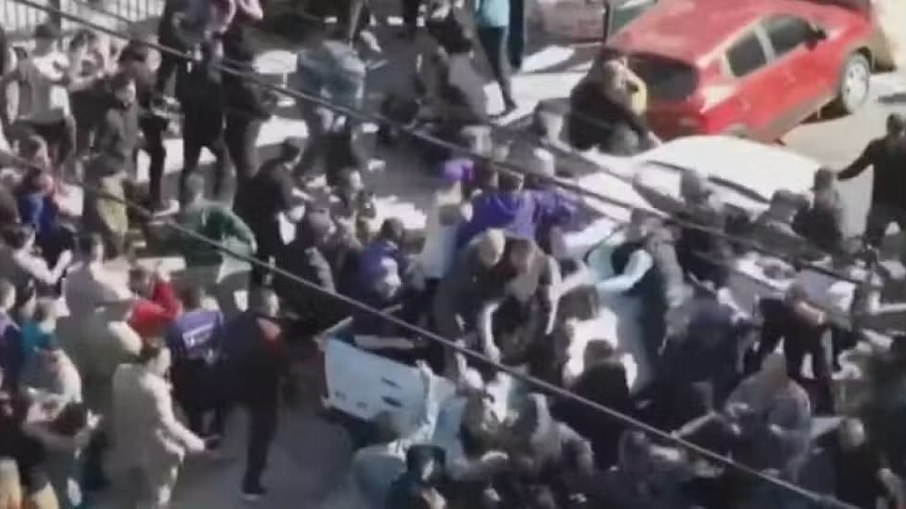 Confusão ocorreu durante uma carreata em Buenos Aires