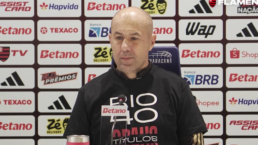 Leonardo Jardim exalta desempenho de jogadores