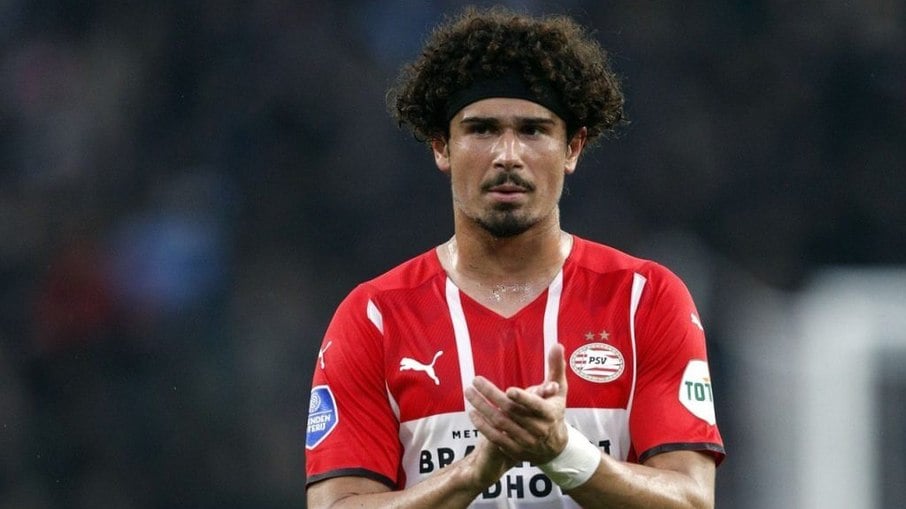 André Ramalho é titular do PSV, da Holanda