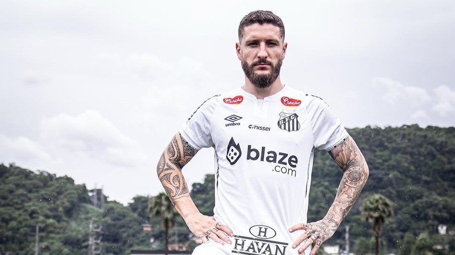 Zé Rafael é anunciado como reforço do Santos Zé Rafael é anunciado como reforço do Santos