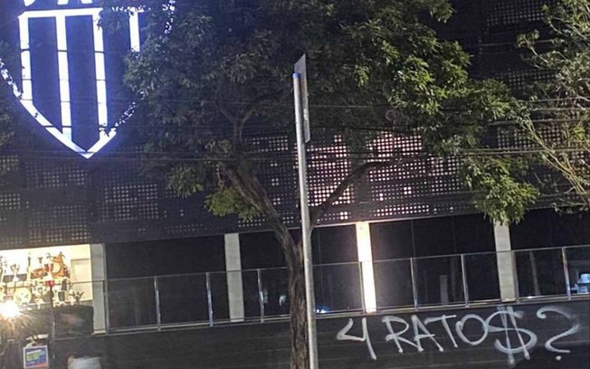 Torcida do Galo anda na bronca com o próprio clube