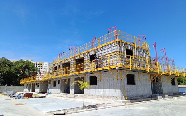 Fôrmas de alumínio avançam nos canteiros de obra
