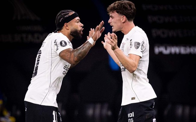 Fernando Diniz terá semanas livres para treinar até calendário apertar novamente Fernando Diniz terá semanas livres para treinar até calendário apertar novamente