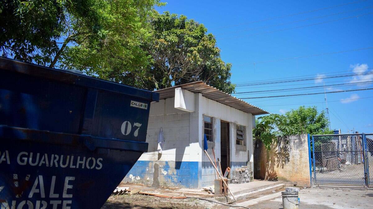 A obra deverá ser concluída em até 40 dias. A obra deverá ser concluída em até 40 dias.