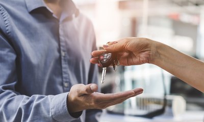 Compra e venda de veículos: entenda os  riscos do negócio online
