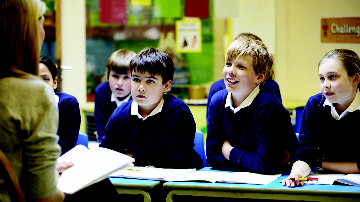 Segundo Paula, EAD não é o modelo ideal para os jovens entre 6 e 14 anos. 