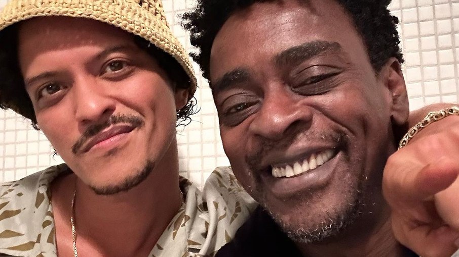 Bruno Mars e Seu Jorge